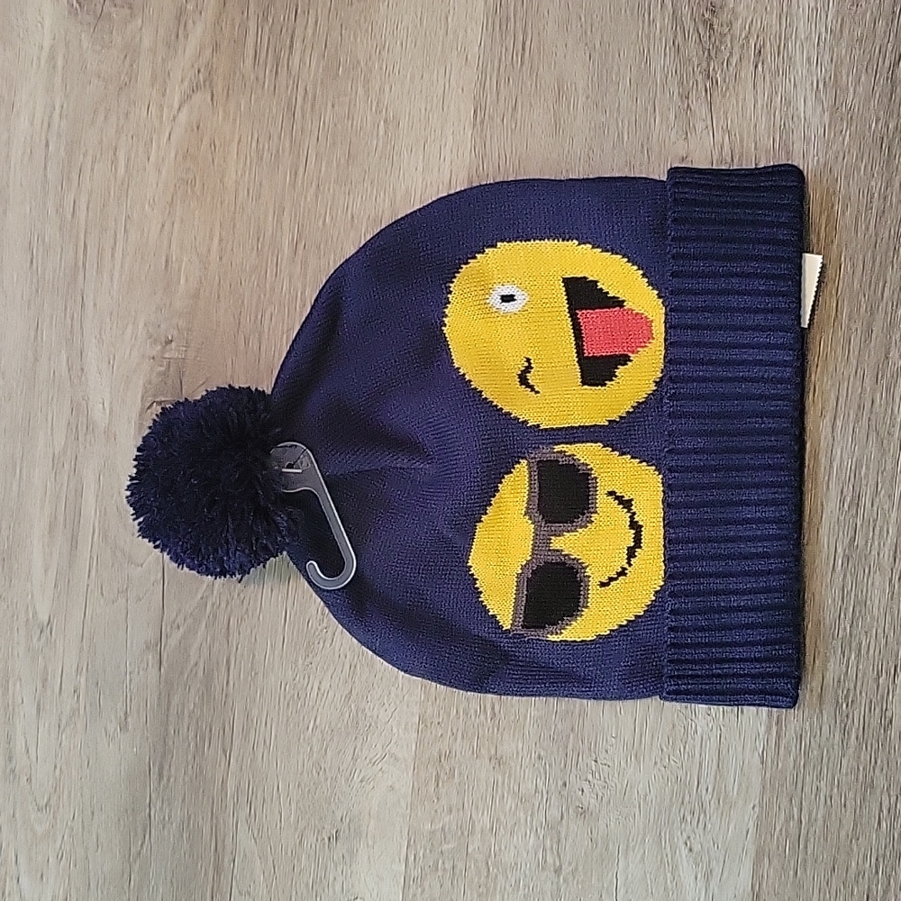 Gap smiley face hat L/Xl